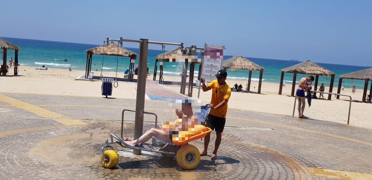 מנגישים את חוף אשדוד לאנשים עם מוגבלויות. צילום: עיריית אשדוד