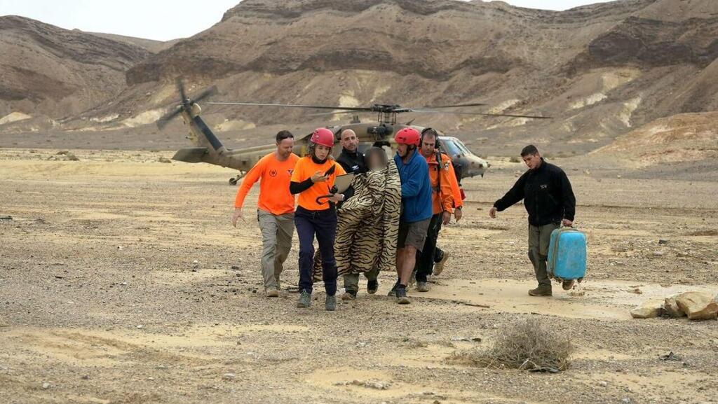 חילוצה של שי הבוקר. קרדיט: דוברות המשטרה