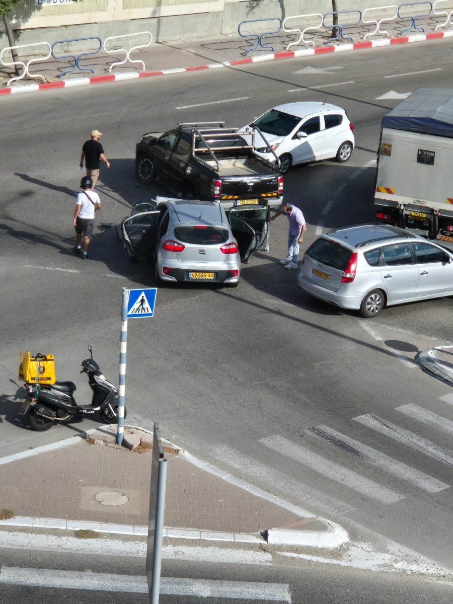 תאונה ברחוב היהלומים