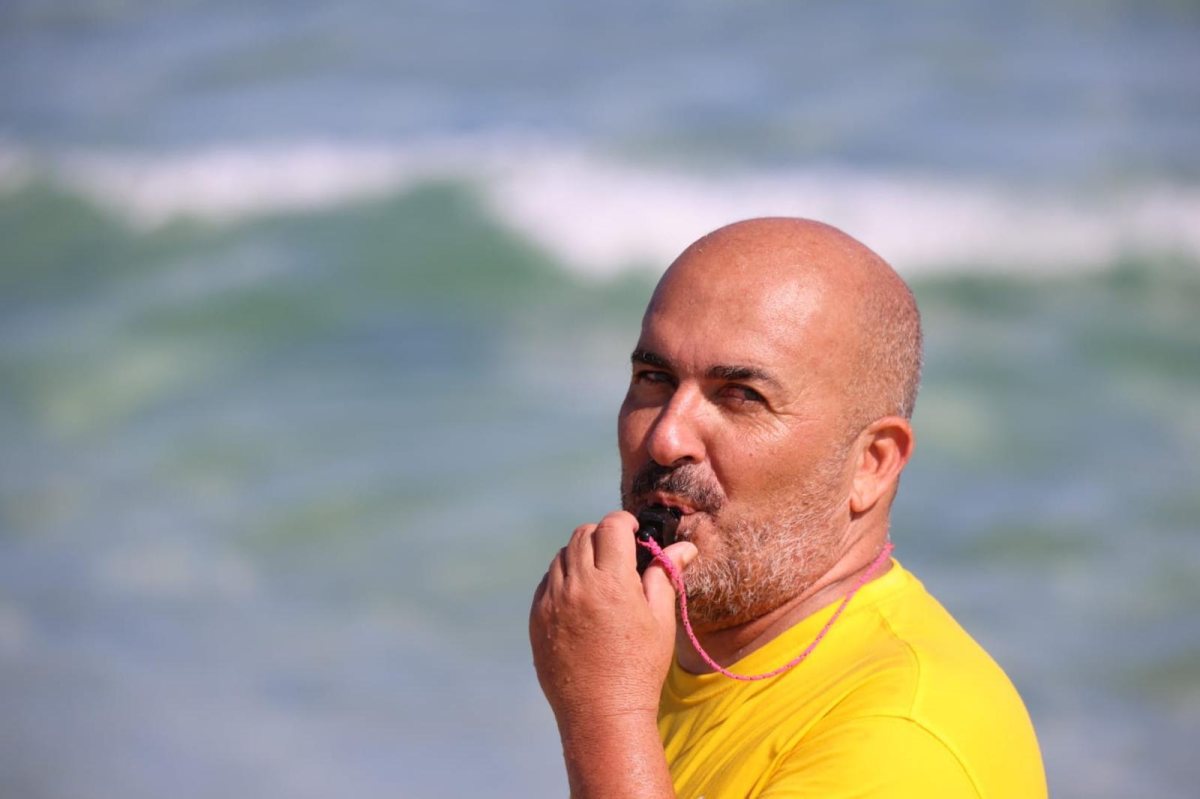 יובל אלוש (מנהל אגף החופים בעיר)