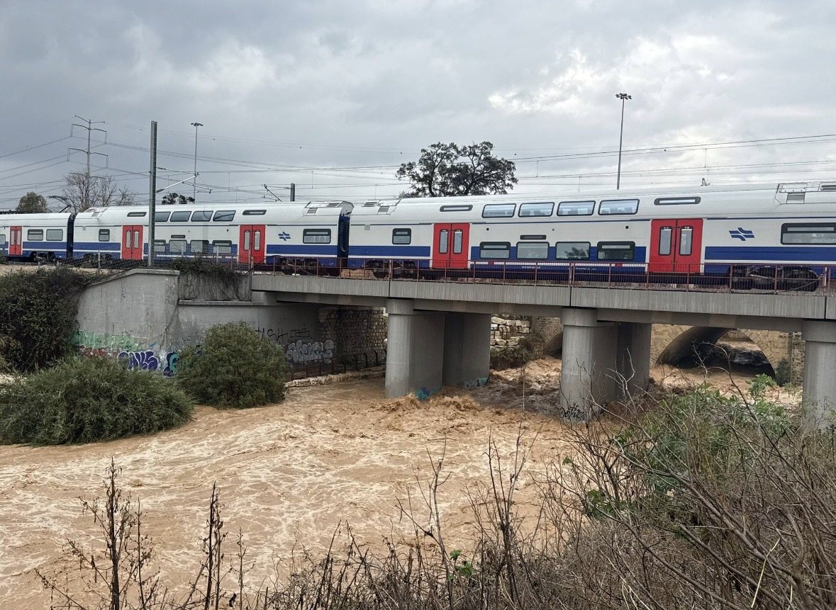 הזרימות בנחל לכיש במערכת האחרונה (צילום: שמואל דוד)