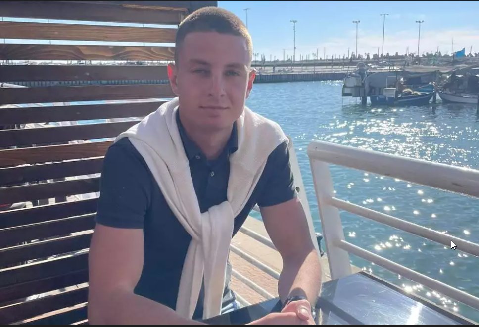 תומס אדז'גאוסקס באזרחות