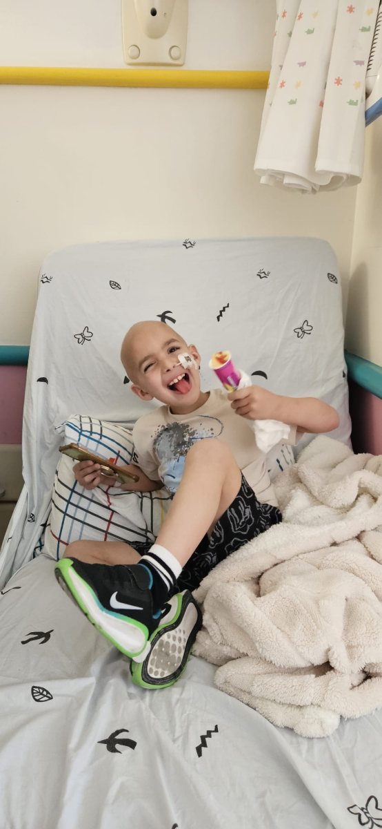 באדיבות המשפחה