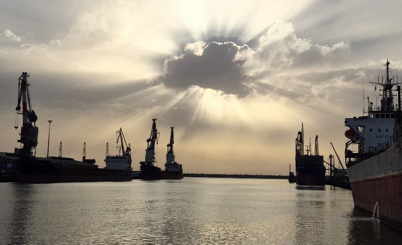 נמל אשדוד (צילום: דניאל אלמוזלינו)