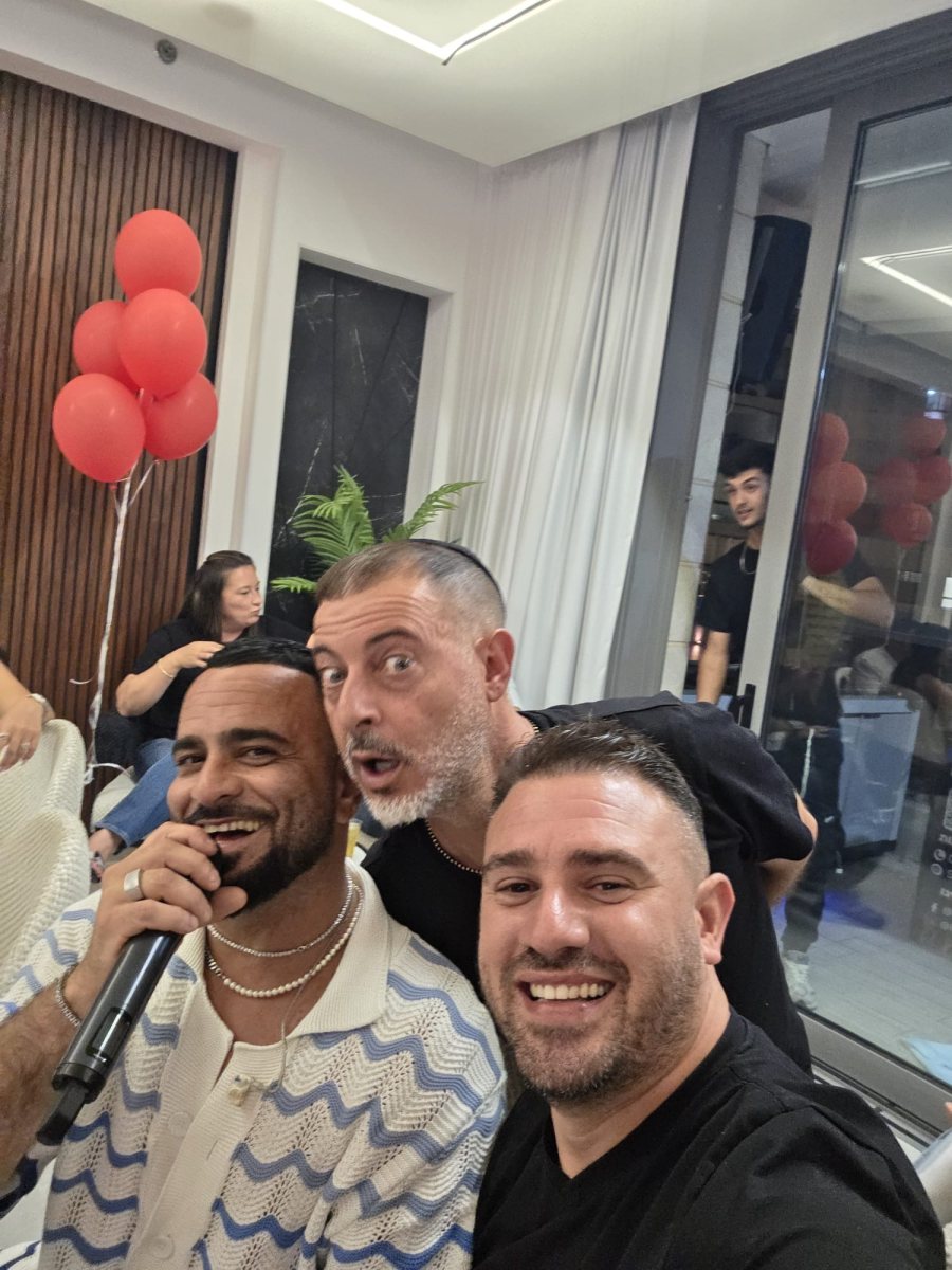 חוגגים אהבה.צילום