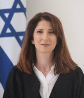 הרשמת הבכירה אירנה רוזן