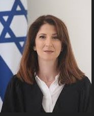 הרשמת הבכירה אירנה רוזן