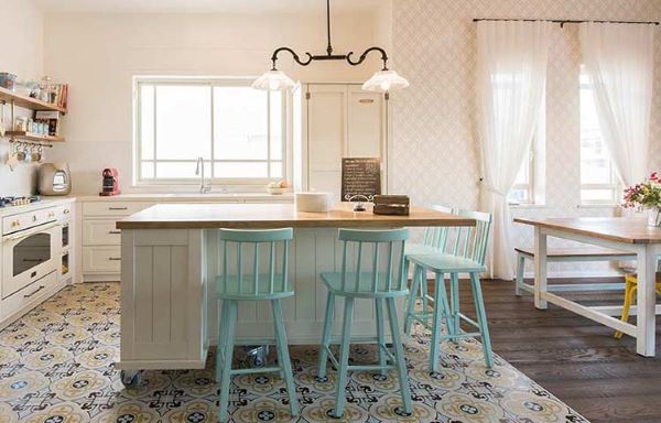 באדיבות פשטות מטבחים