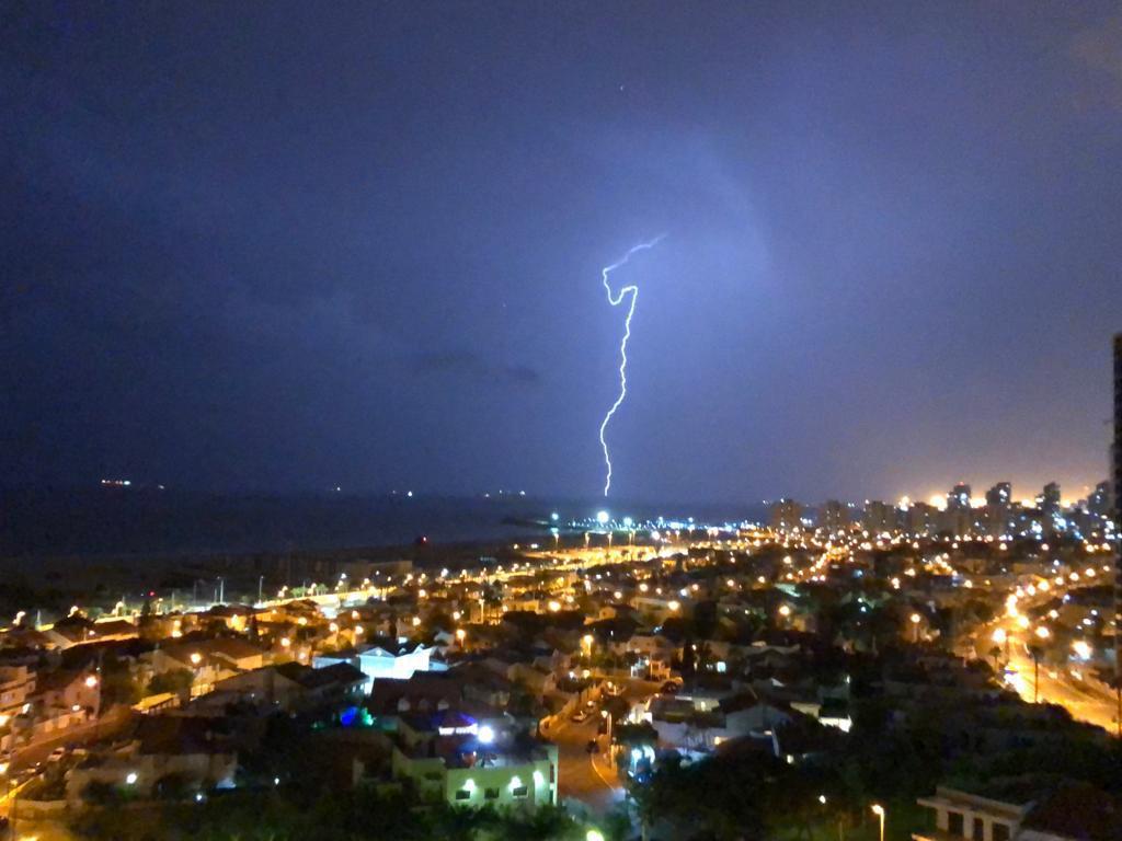 מזג האוויר באשדוד (צילום: שמואל דוד)