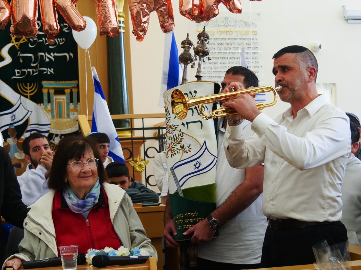 חוגגים 96 לילנה (צילום: אהרון מגל)