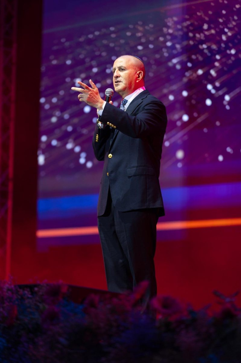 ראש העיר ד"ר יחיאל לסרי (צילום: לירון מולדובן)