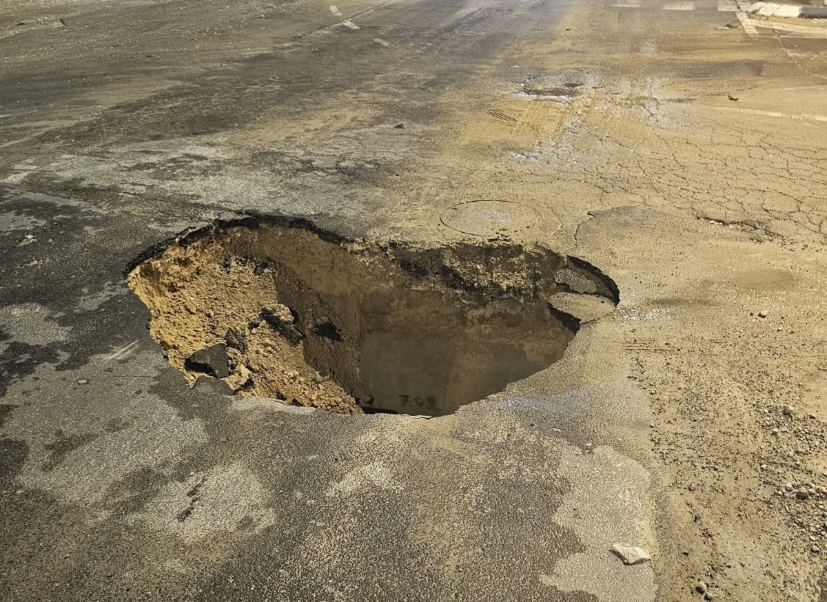 הבולען בכביש (מהרשתות החברתיות - פרסום על פי סעיף 27א׳)