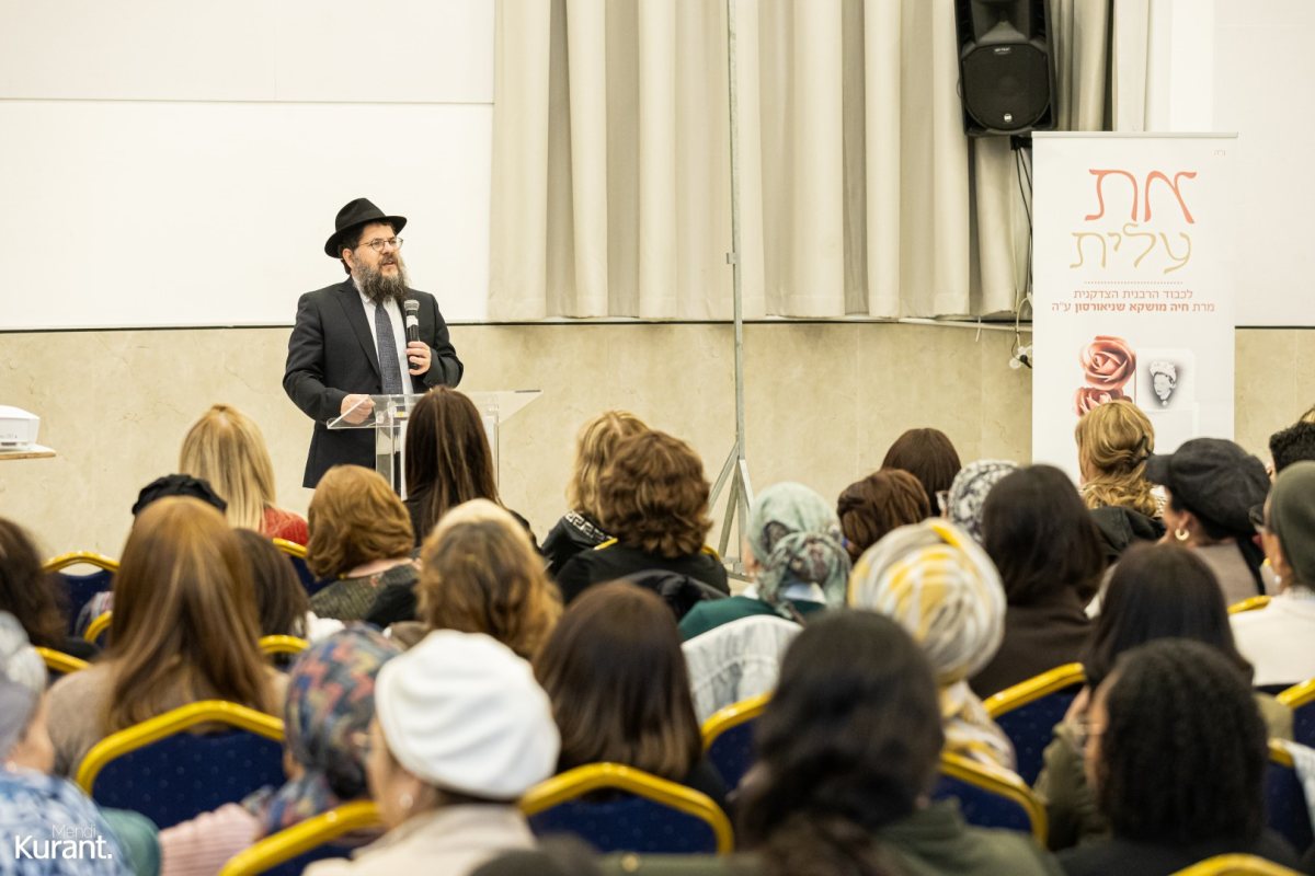 המרצה המבוקש בישראל הרב שניאור אשכנזי צלם מענדי קורנט