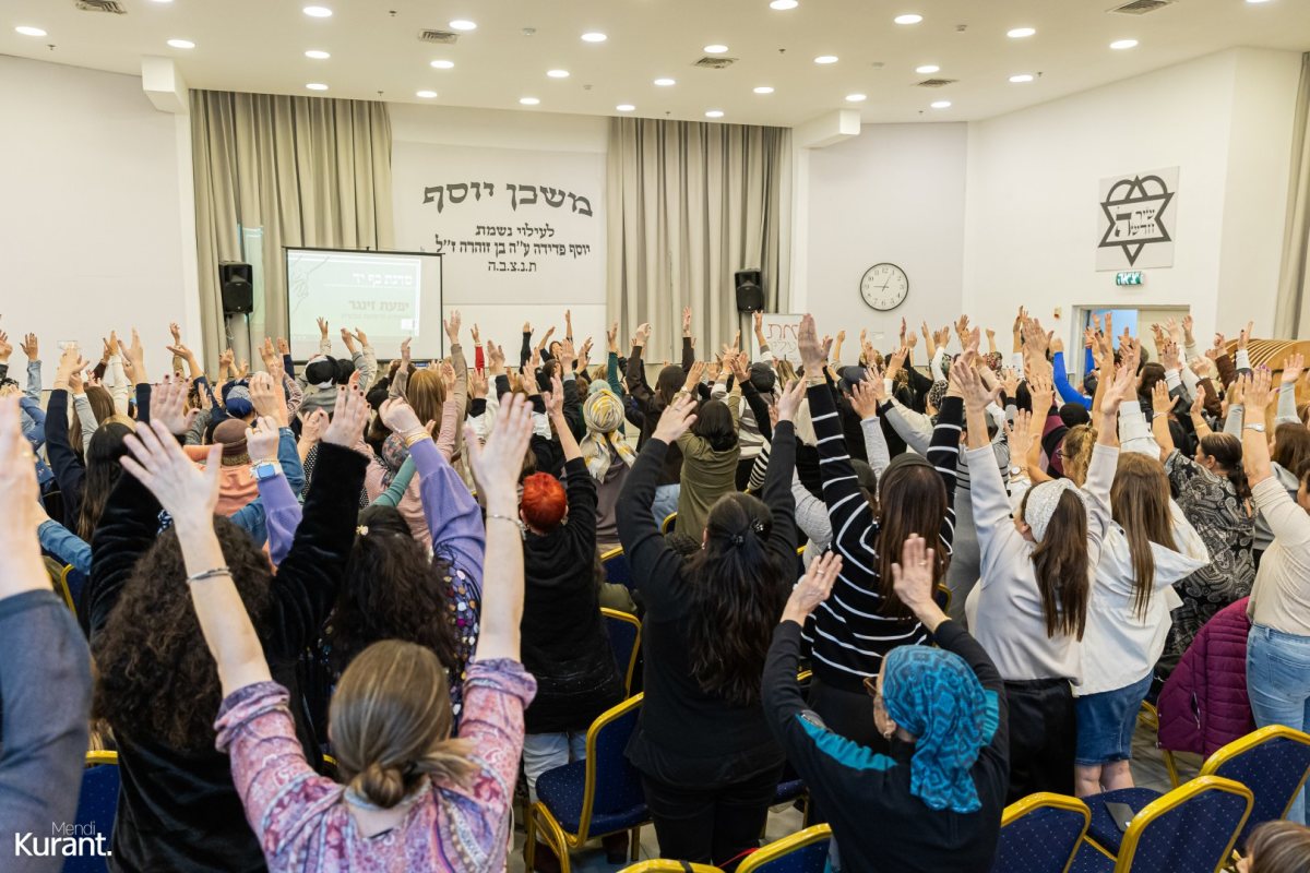 סדנת כף יד עם יפעת זינגר צלם מענדי קורנט