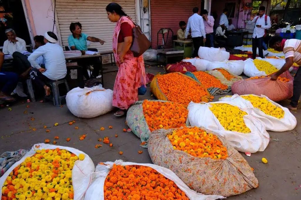 גולן לובנוב - חברת יעדים