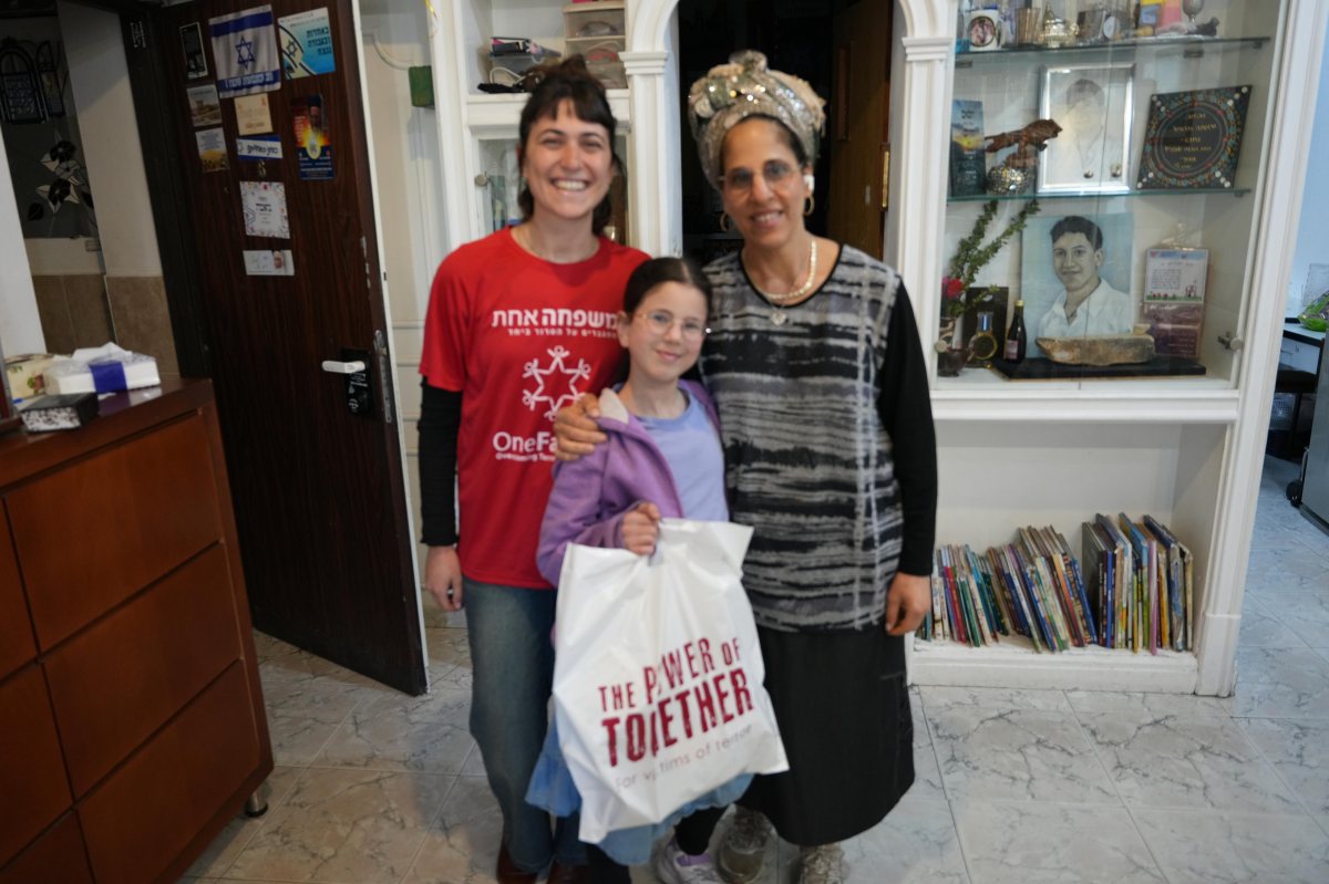 ניידת החיבוק-קרדיט: מאיר פבלובסקי