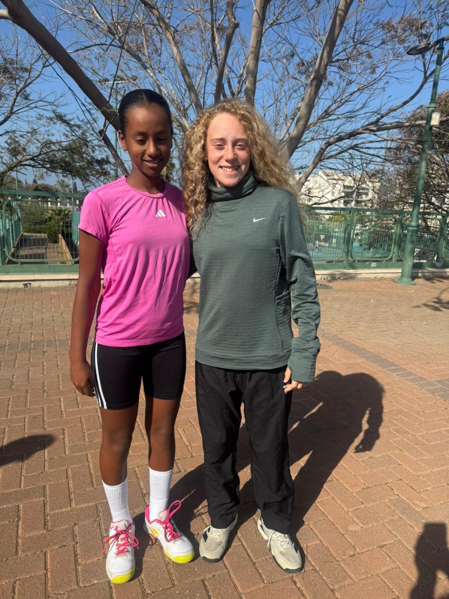 סתיו אדגו (בוורוד)