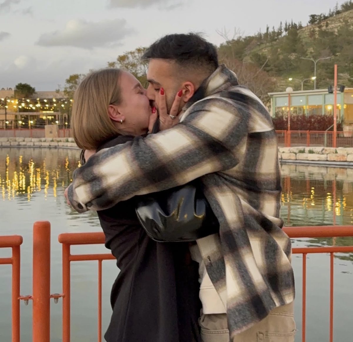 נוביקוב מתחתנת.צילום פרטי