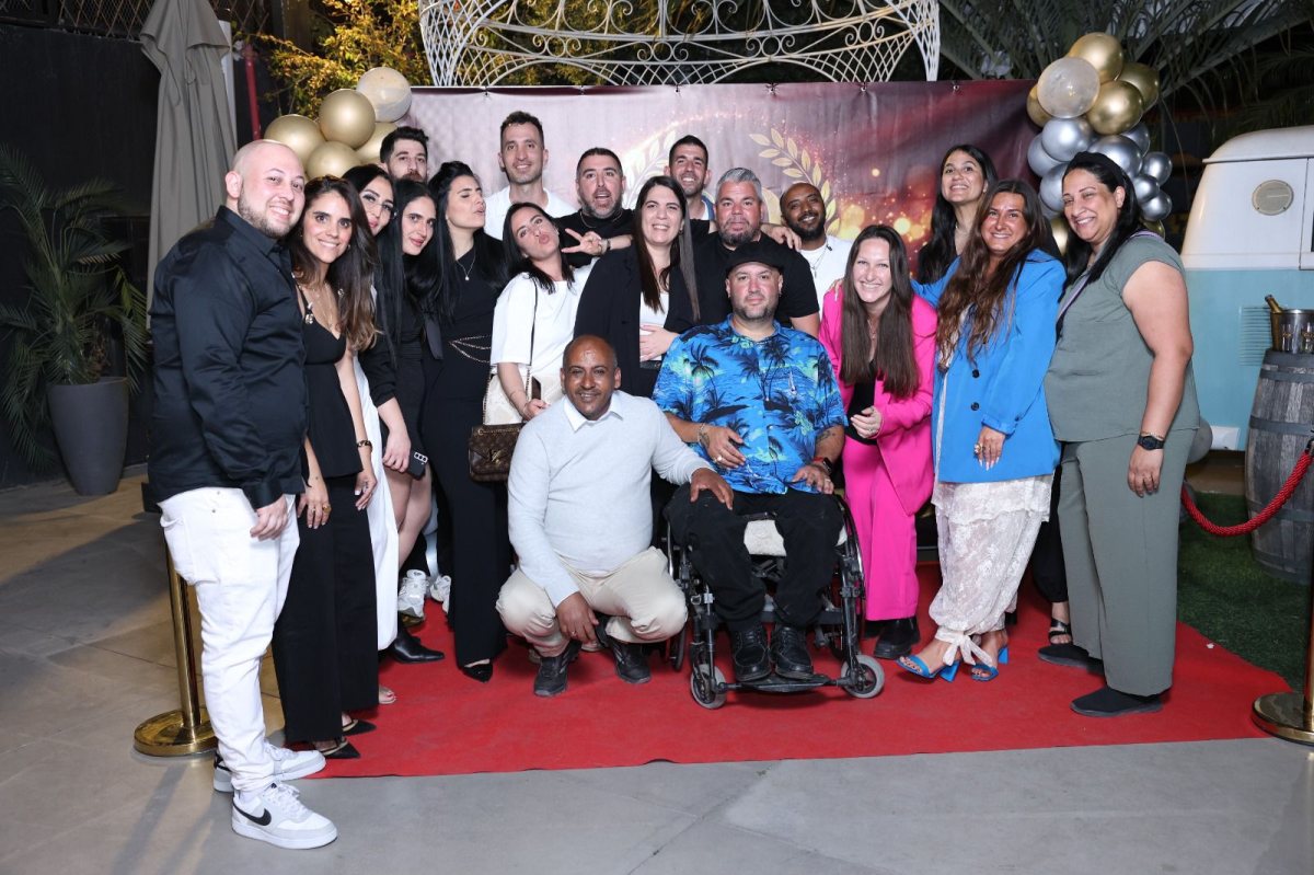 באדיבות המצולמים