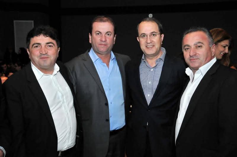שבתאי טל ז"ל עם חברים לדרך