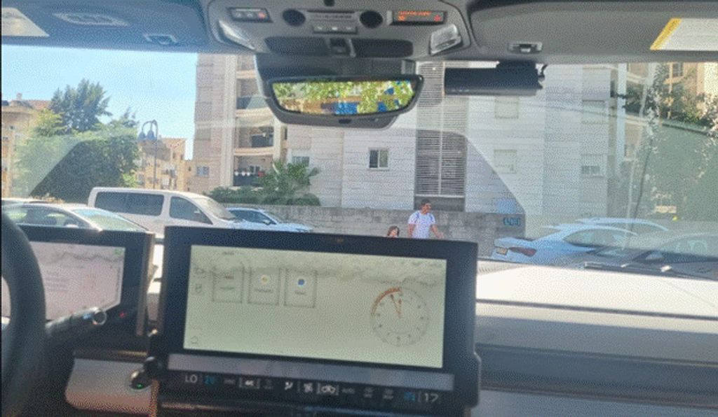 בראשית מצלמות דרך