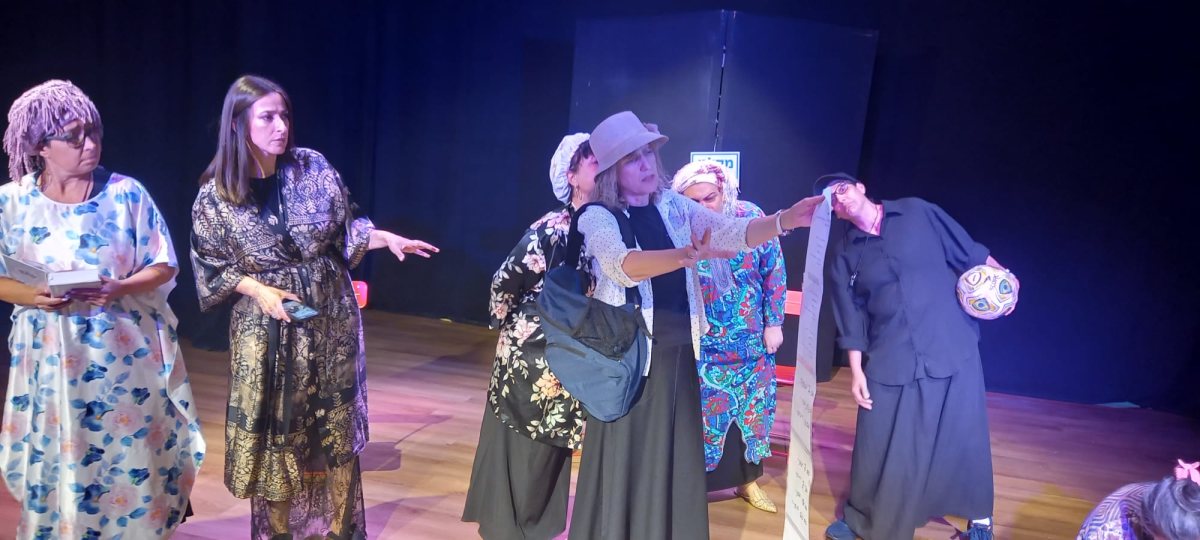 השחקניות בהופעה יש בך  את הכול-יחצ