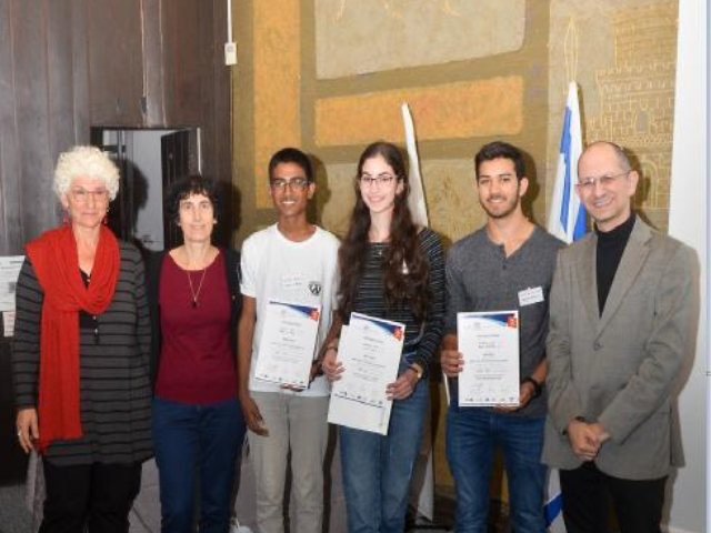 שלושת הזוכים בתחרות. צילום: ד"ר אבי גייקובס