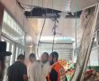 אדם נפל מגובה 3 קומות במרכז מסחרי באשדוד