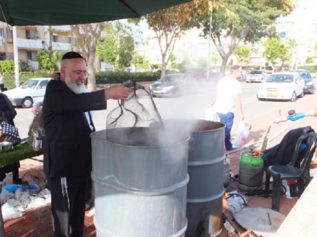 הרב עובדיה דהן בהגעלת כלים