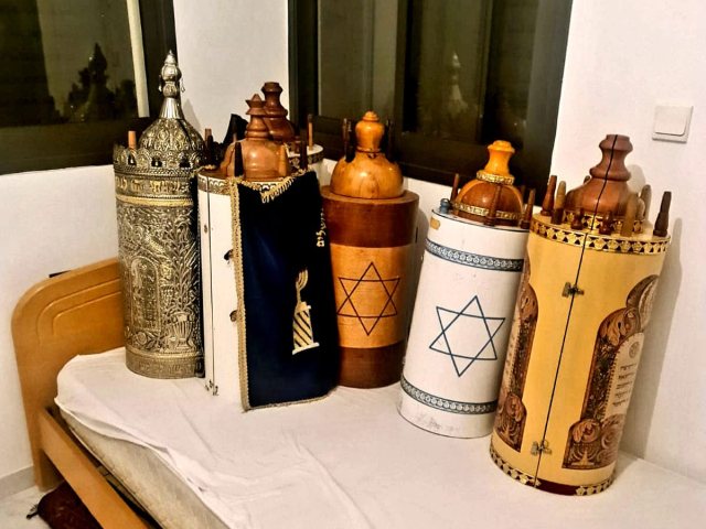 ספרי התורה שנגנבו ואותרו באשדוד (דוברות המשטרה)