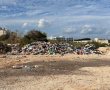 מפגע תברואתי חמור - הר של פסולת סמוך לבית העלמין הצבאי ומוסדות חינוך באשדוד (וידאו)