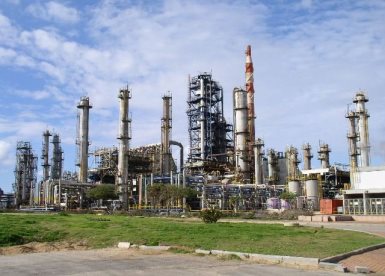 בתמונה: פז בתי זיקוק אשדוד, קרדיט צילום: אילן מלסטר, המשרד להגנת הסביבה