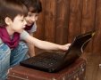 ילדים צופים במחשב. אילוסטרציה: Виктория Бородинова from Pixabay 