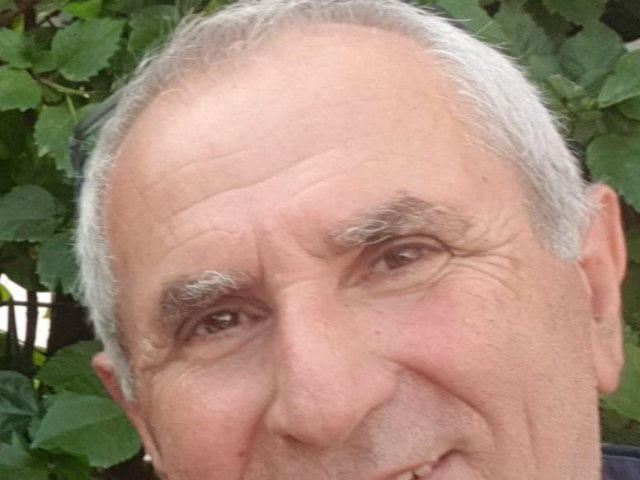 אפרים בנוב
