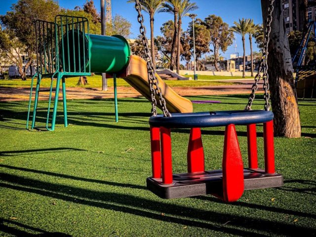 פארק עירוני (צילום: אורי קריספין)