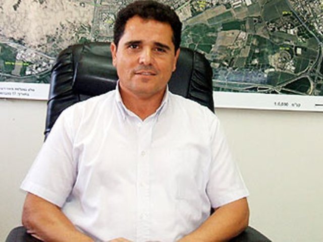 מנכ"ל העירייה אילן בן עדי 