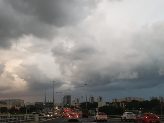 חורף באשדוד. צילום: עופר אשטוקר