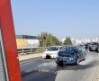שריפת רכב ביציאה הדרומית של אשדוד כתוצאה מתאונת שרשרת