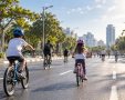 אילוסטרציה רכיבה על אופניים בכיפור (AI)