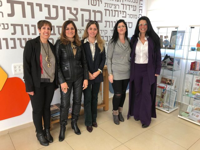 הלביאות בביקור ברשות