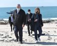 ראש הממשלה והשרה גמליאל בחוף אשדוד. צילום: קובי גדעון /לע"מ