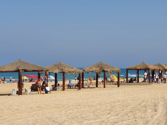 אווירה בחופי הים
