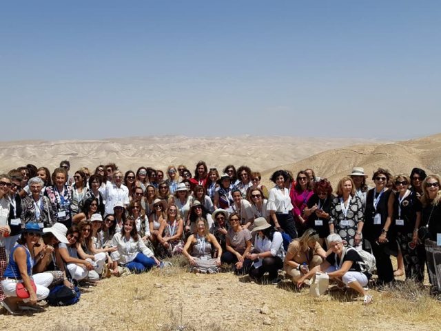 פייסבוק