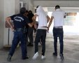 חלק מהנערים שנעצרו בקפריסין. צילום: EPA