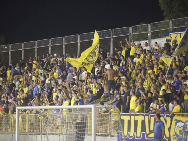 אוהדי עירוני, ספונסר חדש לקבוצה (צילום: עירוני אשדוד)