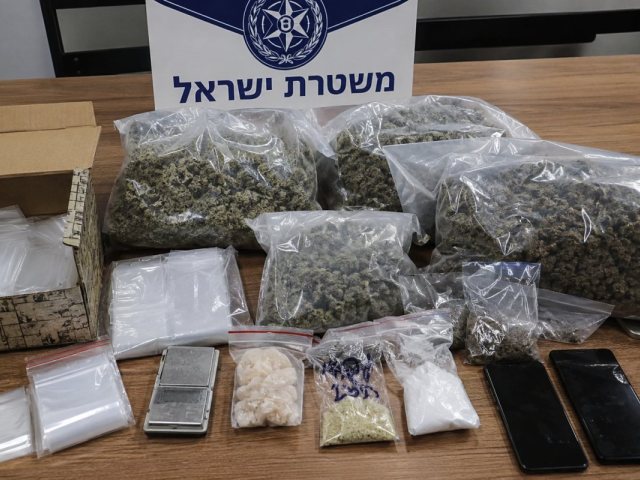 סמים בדירה