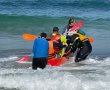חזקים יותר מהגלים- פעילות ימית של מתנדבים ובעלי לקויות ראיה בחופי אשדוד