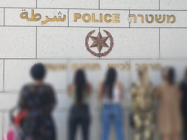 האמהות שהגישו תלונה במשטרה שהביאה לפתיחת החקירה