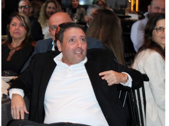 צחי אבו