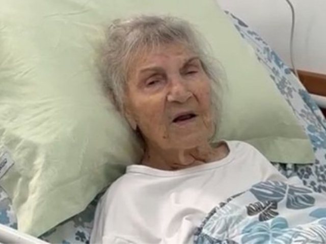 לילי שליט בבית הדר (באדיבות המשפחה)
